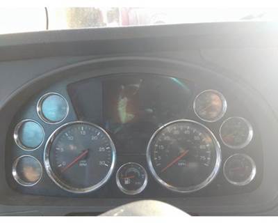 Kenworth T680 Instrument Panel Cluster