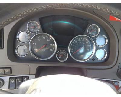 Kenworth T680 Instrument Panel Cluster
