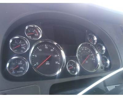 Kenworth T680 Instrument Panel Cluster