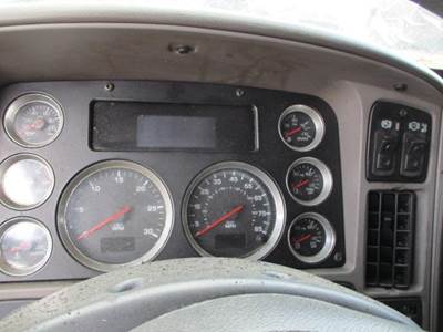 Kenworth T700 Instrument Panel Cluster