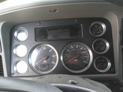 Kenworth T700 Left Instrument Panel Cluster