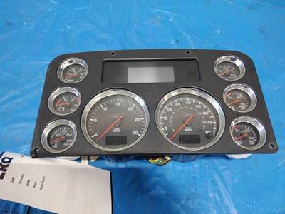 Kenworth T700 Instrument Panel Cluster