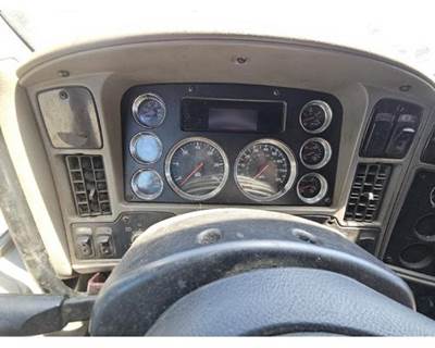 Kenworth T700 Instrument Panel Cluster