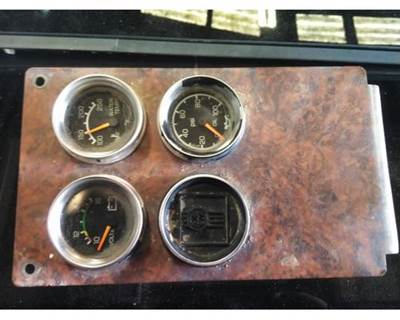 Kenworth T800 Instrument Panel Cluster