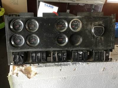 Kenworth T800B Instrument Panel Cluster