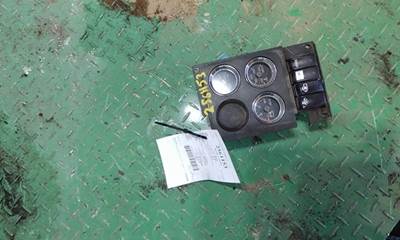 Kenworth T800B Instrument Panel Cluster