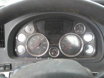 Kenworth T880 Left Instrument Panel Cluster