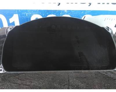 Kenworth T880 Instrument Panel Cluster