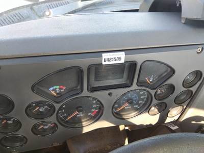 Mack Pinnacle CXP612 Instrument Panel Cluster for a Mack CXP612