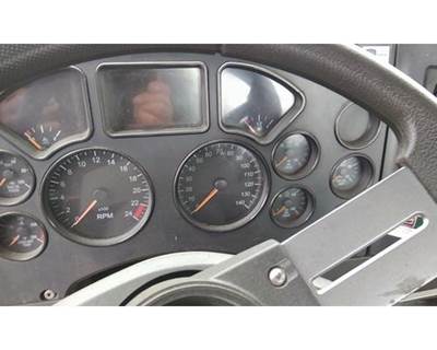 Mack Pinnacle CXU612 Instrument Panel Cluster for a Mack CXU612