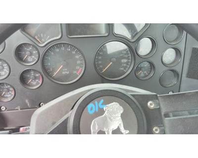 Mack Pinnacle CXU613 Instrument Panel Cluster for a Mack CXU613