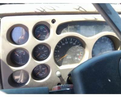 Mack Vision CX612 Instrument Panel Cluster for a Mack CX612