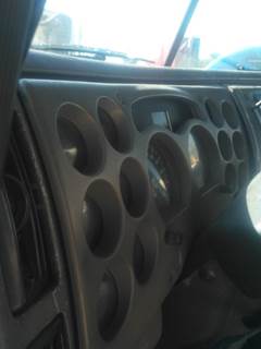 Mack Vision CXN612 Instrument Panel Cluster for a Mack CXN612