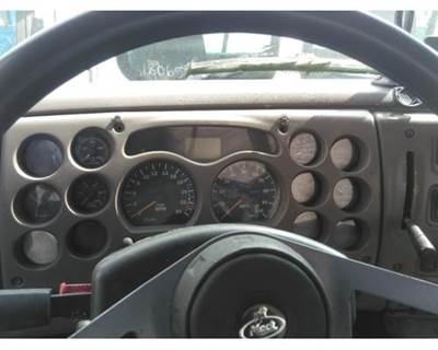 Mack Vision CXN612 Instrument Panel Cluster for a Mack CXN612