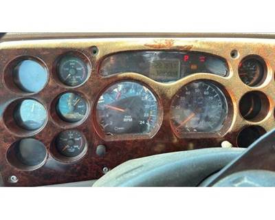 Mack Vision CXN613 Instrument Panel Cluster for a Mack CXN613