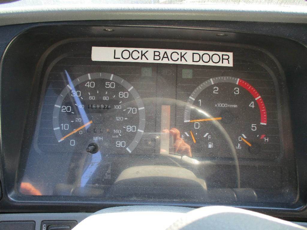 2001 Mitsubishi Fuso FE640 Instrument Panel Cluster For Sale Tampa