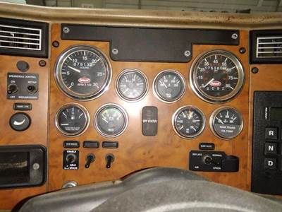 Peterbilt 335 Instrument Panel Cluster