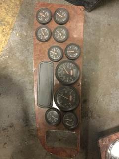 Peterbilt 387 Instrument Panel Cluster