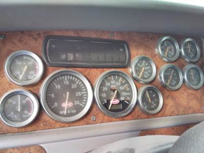 Peterbilt 387 Instrument Panel Cluster