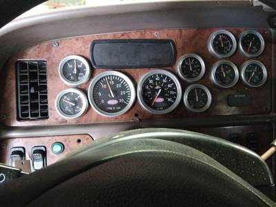 Peterbilt 387 Instrument Panel Cluster