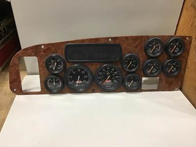 Peterbilt 387 Instrument Panel Cluster