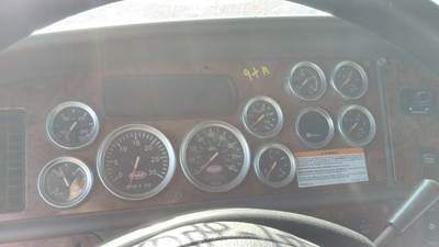 Peterbilt 387 Instrument Panel Cluster