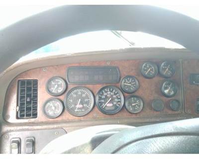Peterbilt 387 Instrument Panel Cluster