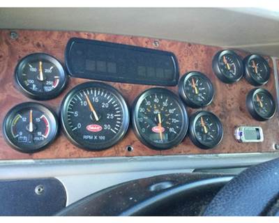 Peterbilt 387 Instrument Panel Cluster