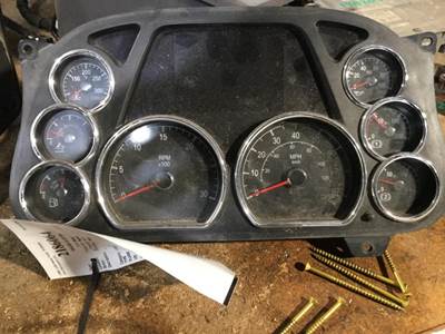 Peterbilt 579 Instrument Panel Cluster