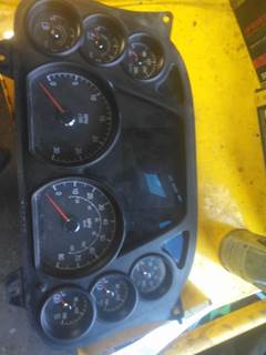 Peterbilt 579 Instrument Panel Cluster