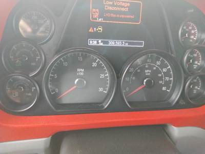Peterbilt 579 Instrument Panel Cluster
