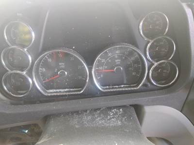 Peterbilt 579 Instrument Panel Cluster