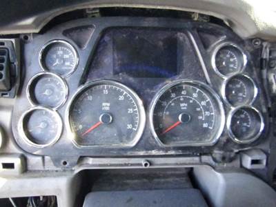 Peterbilt 579 Instrument Panel Cluster