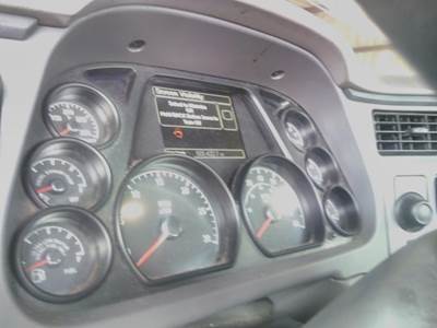 Peterbilt 579 Instrument Panel Cluster