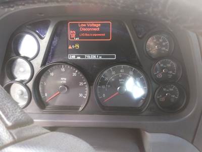 Peterbilt 579 Instrument Panel Cluster