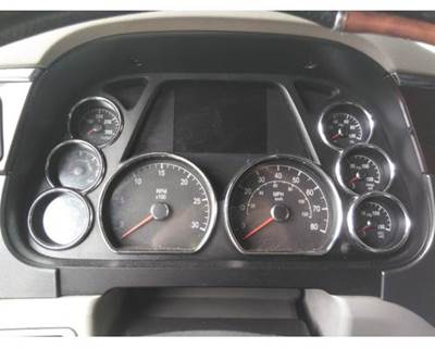 Peterbilt 579 Instrument Panel Cluster