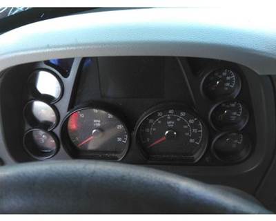 Peterbilt 579 Instrument Panel Cluster