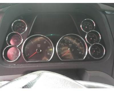Peterbilt 579 Instrument Panel Cluster