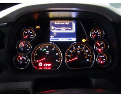 Peterbilt 579 Instrument Panel Cluster
