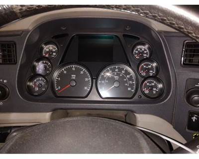 Peterbilt 579 Instrument Panel Cluster