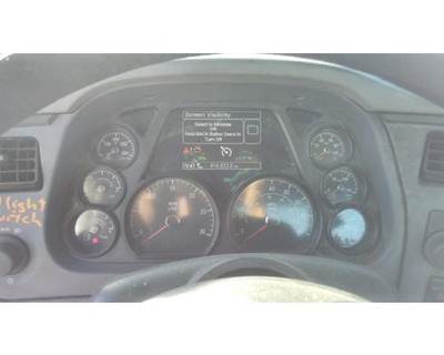 Peterbilt 579 Instrument Panel Cluster