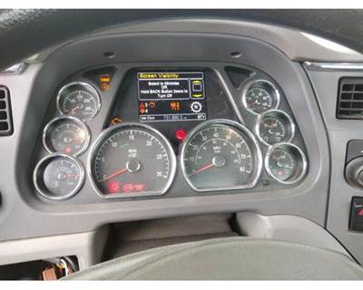 Peterbilt 579 Instrument Panel Cluster