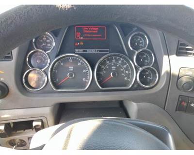 Peterbilt 579 Instrument Panel Cluster