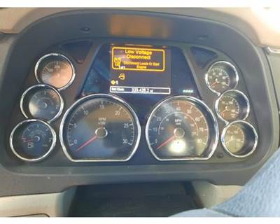 Peterbilt 579 Instrument Panel Cluster