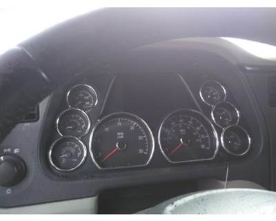 Peterbilt 579 Instrument Panel Cluster