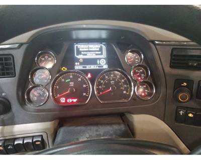 Peterbilt 579 Instrument Panel Cluster