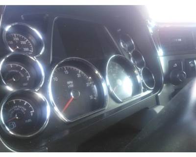 Peterbilt 579 Instrument Panel Cluster