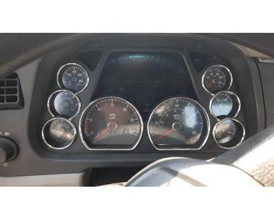 Peterbilt 579 Instrument Panel Cluster