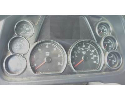 Peterbilt 579 Instrument Panel Cluster