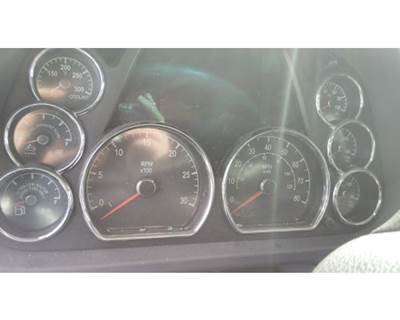 Peterbilt 579 Instrument Panel Cluster